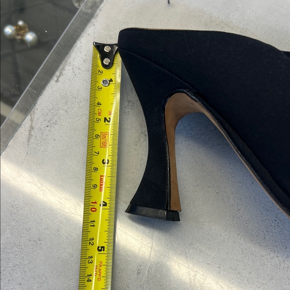 Elegant Black Women's Heels - Picture 10 of 10